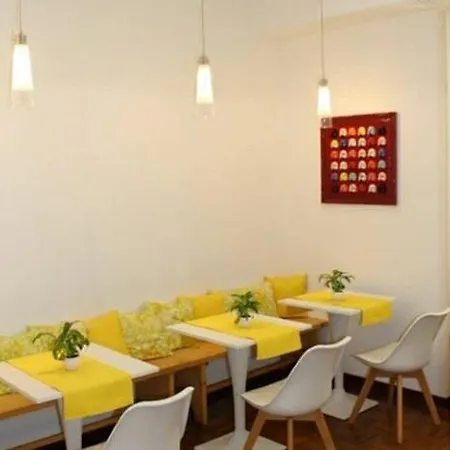 Bed & Breakfast 319 Al Duomo Neapol