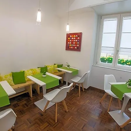 319 Al Duomo 4* Неаполь